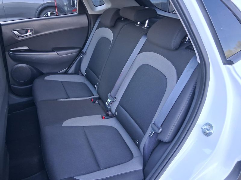 Hyundai Kona STYLE 1.0 T-GDi 88 kW - fotka 5 z 20