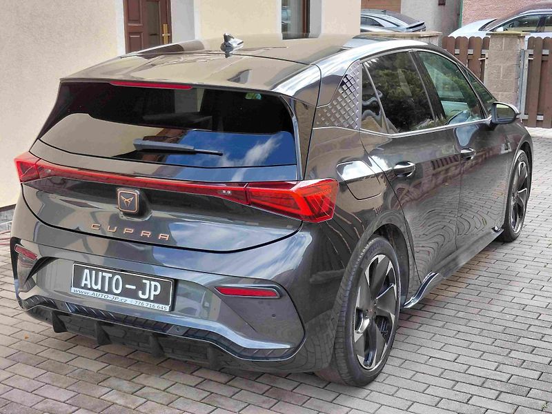 Cupra Born XL-BAT  77kWh  170kW SOH-95,4% - fotka 3 z 12