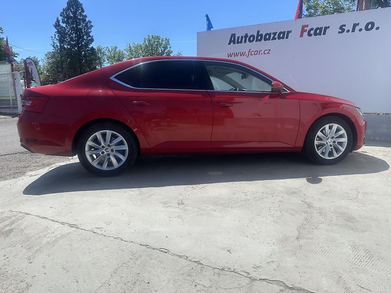 Škoda Superb (2020) 2.0 TDI rezervace - fotka 7 z 30