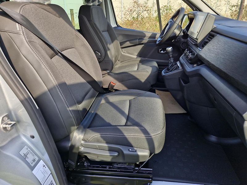 Renault Trafic (2026) L2 Equilibre 150k automat  - fotka 14 z 15