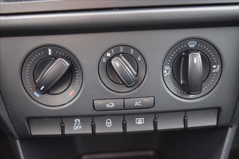 Seat Toledo 1,2 TSI 63KW PO ROZVODECH STK - fotka 45 z 53