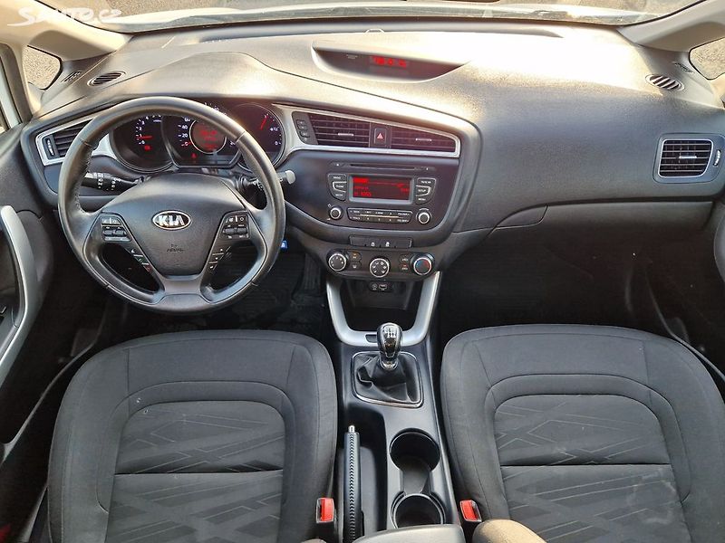 Kia Ceed SPLÁTKY Všem od 10 % akontace! - fotka 10 z 14