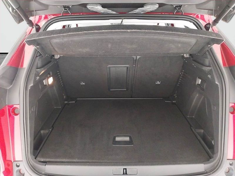 Peugeot 3008 (2021) 1.5 BlueHDi - fotka 14 z 23