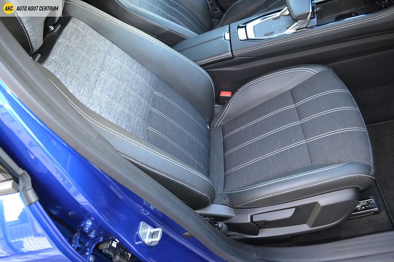 Renault Austral TECHNO MHEV 160 AUTO - fotka 11 z 53