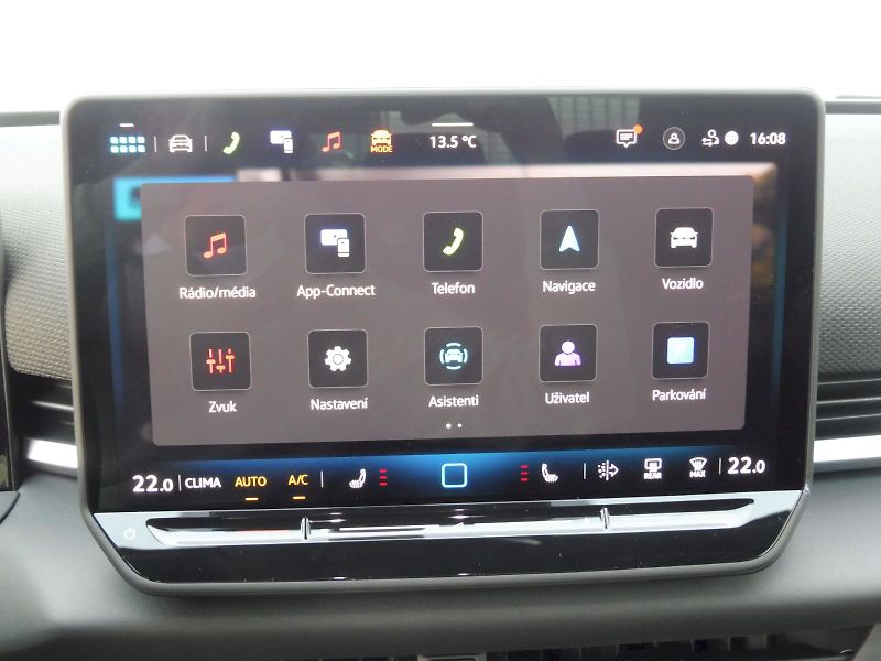 Volkswagen T-Roc (2026) R-Line 1,5 eTSI 110kW mHEV DSG - fotka 11 z 32