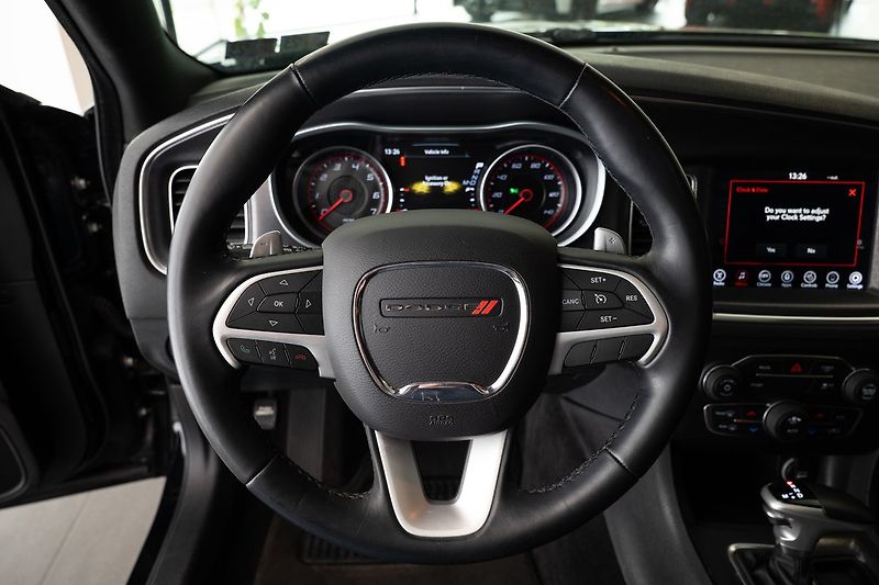 Dodge Charger - fotka 6 z 21