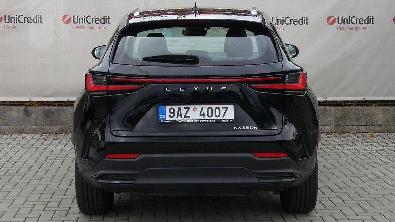 Lexus NX 350h 2.5 E-CVT Comfort Top - fotka 4 z 21