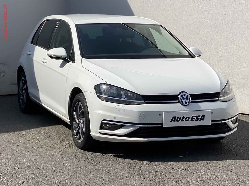 Volkswagen Golf (2017) 1.0 TSi, Sound, DSG, +kola - fotografie inzerátu