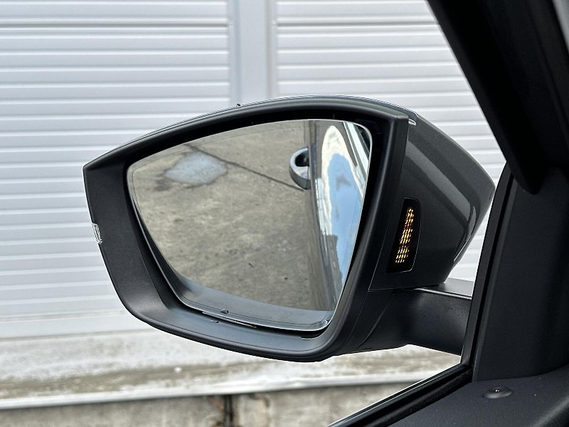 Škoda Karoq 1.5TSi DSG 150PS Matrix-LED V. - fotka 10 z 48