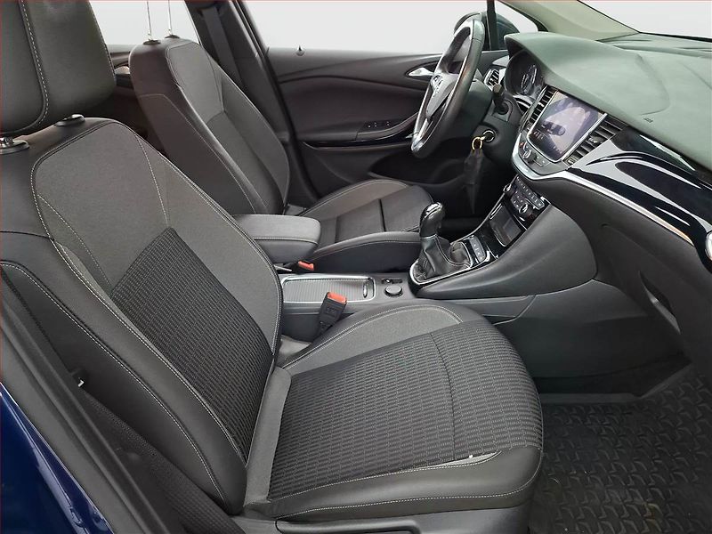 Opel Astra (2021) 1.2 Turbo, Kůže, Tempomat - fotka 9 z 16