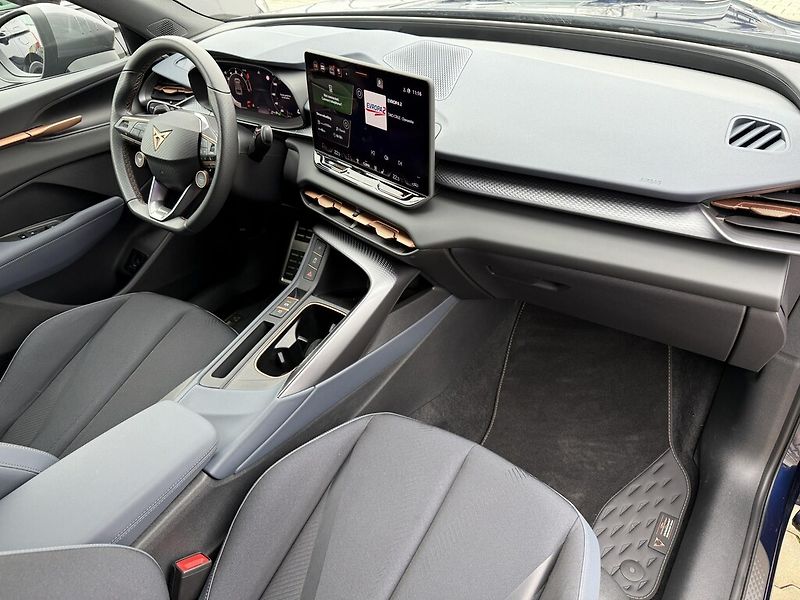 Cupra Terramar DSG 4WD 2,0 TSi 150 kW - fotka 21 z 24