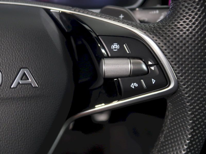 Škoda Octavia (2025) SPORTLINE 2.0TDI 110KW DSG NAV - fotka 20 z 40