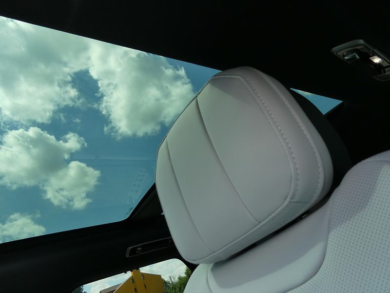 Land Rover Range Rover Sport (2026) 3,0 Dynamic SE D250 - fotka 9 z 34