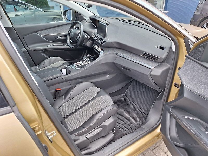 Peugeot 3008 (2017) ALLURE 1,6 BHDi 120k EAT6 - fotka 18 z 18