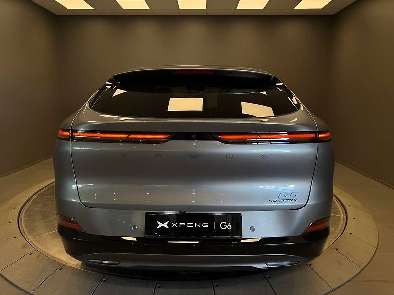 Xpeng G6 AWD Performance - fotka 6 z 16