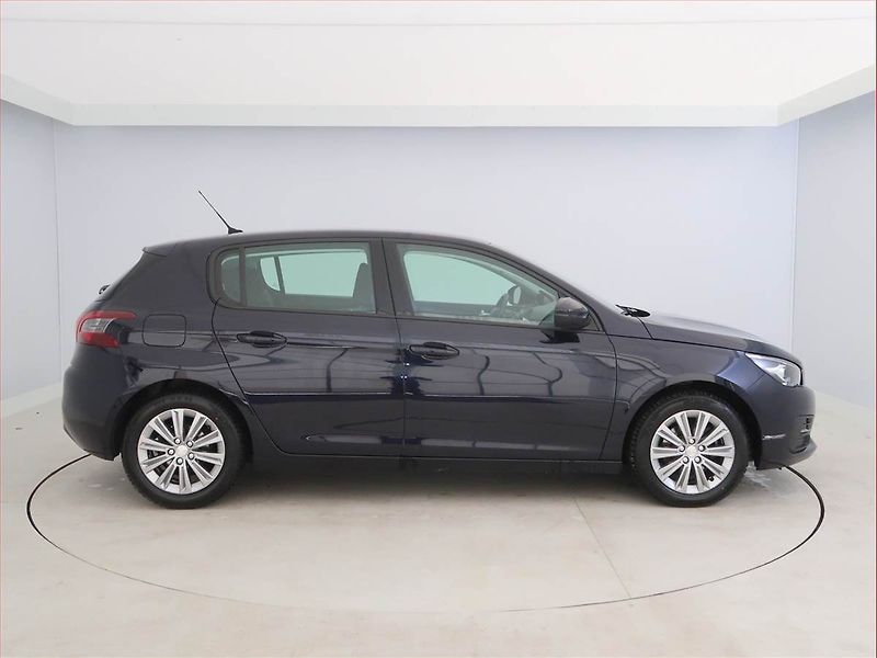 Peugeot 308 (2019) 1.2 PureTech, Serv.kniha, Navi - fotka 6 z 15