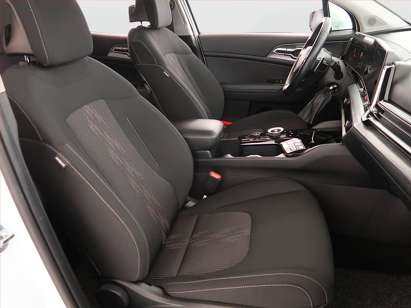 Kia Sportage (2024) 1.6 T-GDI MHEV - fotka 9 z 19