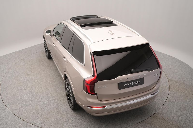Volvo XC90 B5 AWD BRIGHT PLUS REZERVACE - fotka 15 z 55
