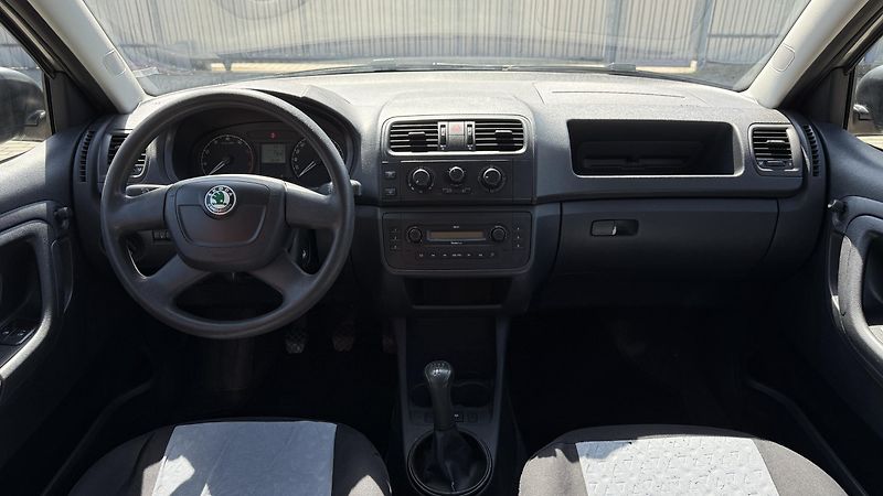 Škoda Fabia (2010) 1.4*16V*63kW*KLIMA*SERVIS* - fotka 8 z 16