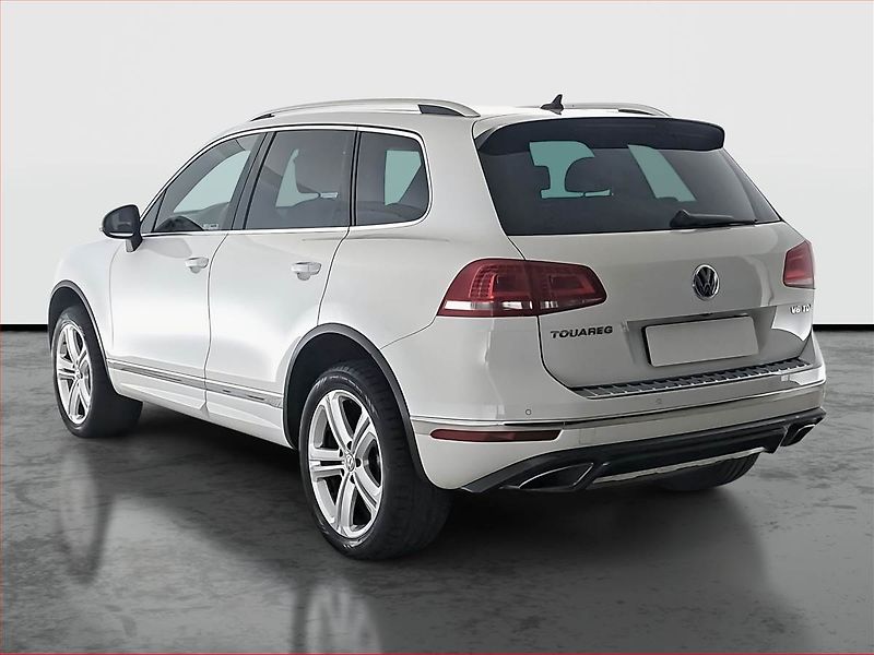 Volkswagen Touareg (2017) R-Line 3.0 TDI - fotka 4 z 23