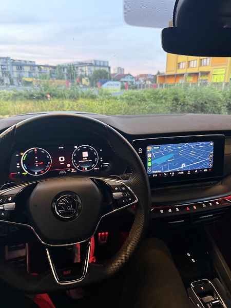 Škoda Octavia (2024) Škoda Octavia RS iV 180 kW - fotka 8 z 11