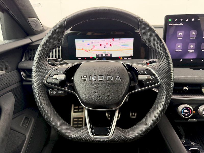 Škoda Superb (2025) 2.0 TDI 142kW 4x4 SportLine,2x - fotka 7 z 35