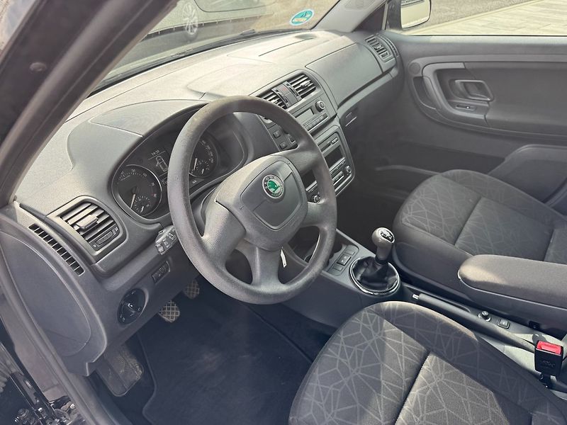 Škoda Fabia (2012) Family + 1.2 TSI 63kW - fotka 11 z 33