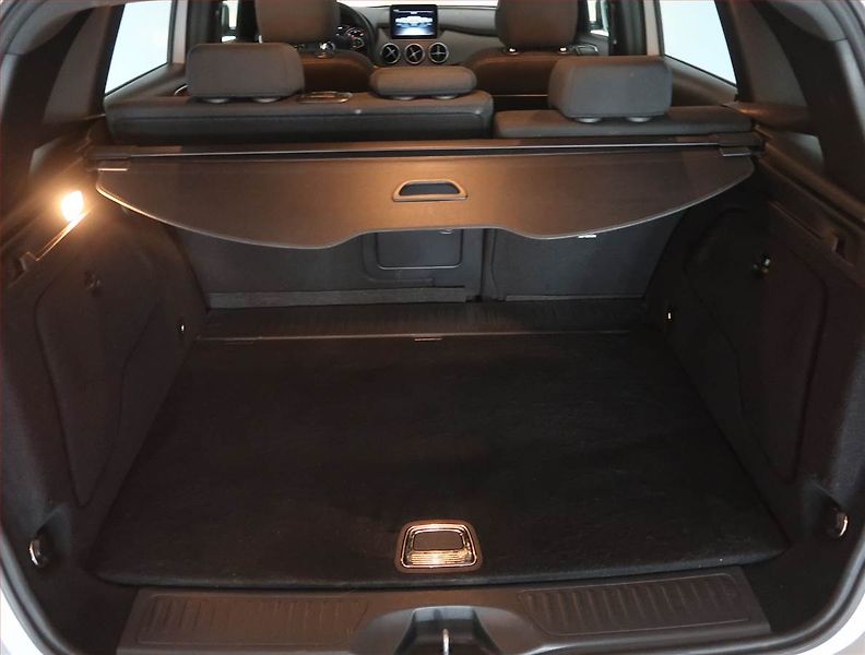Mercedes-Benz Třídy B (2017) B 200 CDI, Serv.kniha - fotka 13 z 19