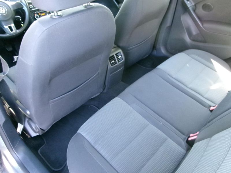 Volkswagen Golf (2010) 1,2TSI AUTOKLIMA - fotka 11 z 23