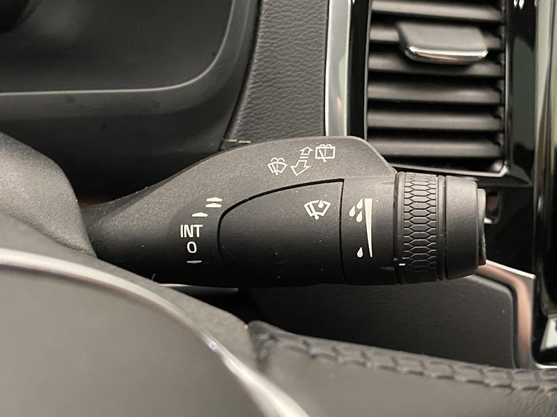 Volvo XC90 B5 AWD INSCRIPTION REZERVACE - fotka 22 z 46