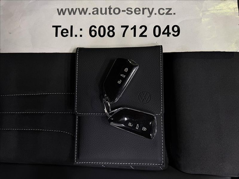 Volkswagen ID.4 ACC MASÁŽE HUD TČ TAŽNÉ 2XALU - fotka 44 z 45