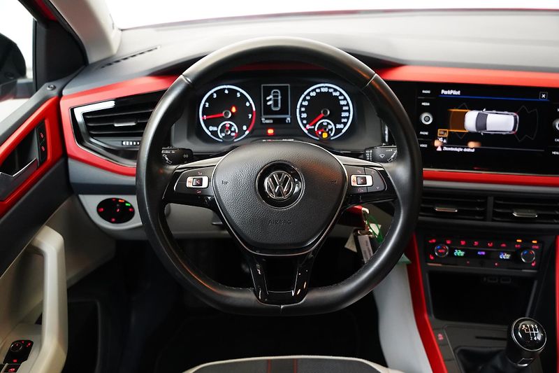 Volkswagen Polo - fotka 18 z 27