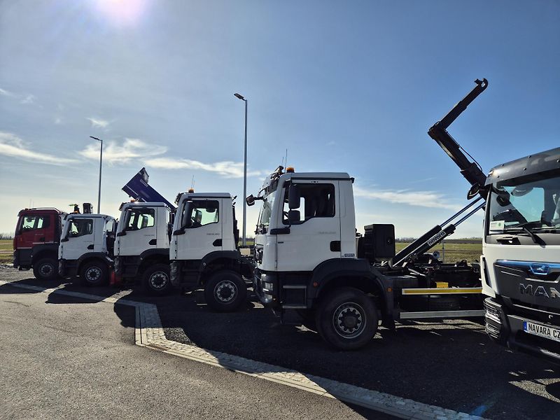 MAN TGM 18.290 4x4 ČTYŘKOLKA KONTEJNER - fotka 14 z 31