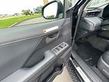 Toyota Hilux 2.8D automat Invincible - náhled 14