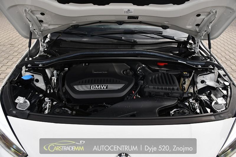 BMW Řada 2 218d M-SPORT 1M ČR TAŽNÉ - fotka 47 z 49