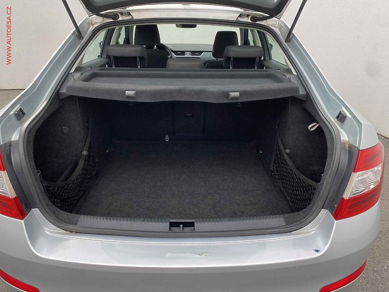 Škoda Octavia (2016) 1.6TDi, 1.maj,ČR, Ambition - fotka 7 z 17