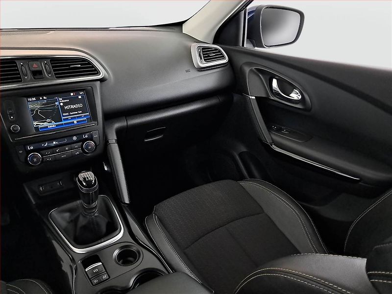 Renault Kadjar (2017) 1.2 TCe, ČR,1.maj, Kůže, Navi - fotka 8 z 18