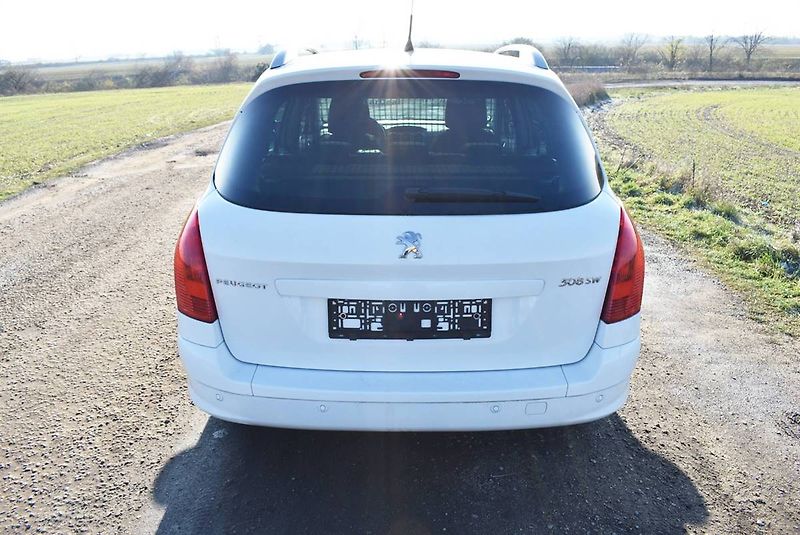 Peugeot 308 2,0 HDI STYLE,1.M,PANO,PĚKNÁ - fotka 5 z 17