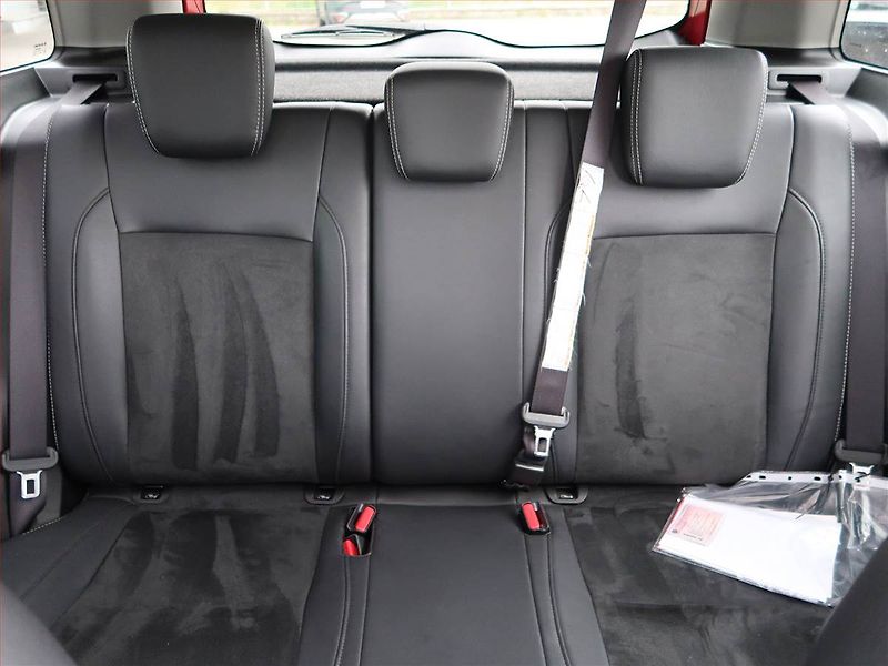 Suzuki Vitara (2017) Premium 1.6 VVT, 4X4, Automat - fotka 10 z 19