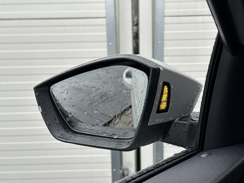 Škoda Scala 1.0TSi 116PS LED V.Cockpit Cli - fotka 8 z 39
