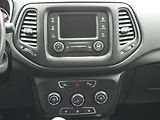 Jeep Compass (2018) 1.6 M-Jet, ČR, Longitude - náhled 11