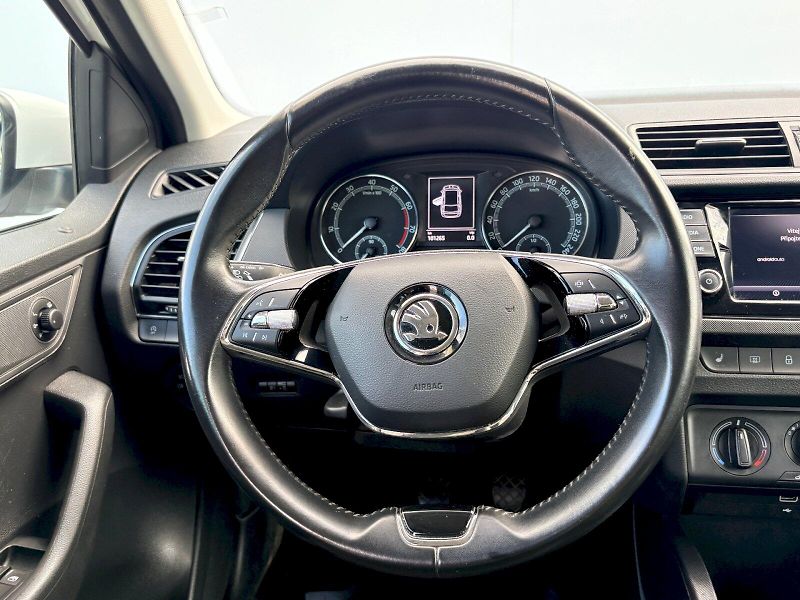 Škoda Fabia (2022) Combi 1.0 TSI / 70 kW / AMBITI - fotka 6 z 26