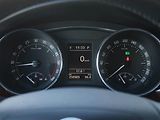 Škoda Superb (2012) Elegance 2.0 TDI, Automat - náhled 11