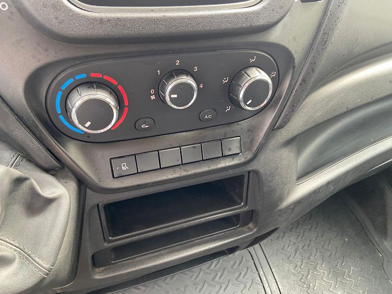 Iveco Daily (2019) 35S16, Euro 6 - fotka 17 z 18