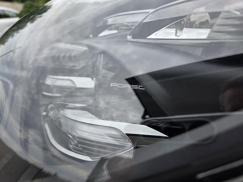 Porsche Cayenne TURBO 1maj ZÁRUKA 11/27 - fotka 47 z 49