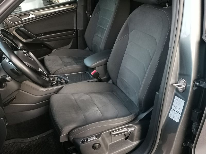 Volkswagen Tiguan Allspace (2019) 2,0 BiTDI 4Mot. DSG R-Line NT - fotka 8 z 30