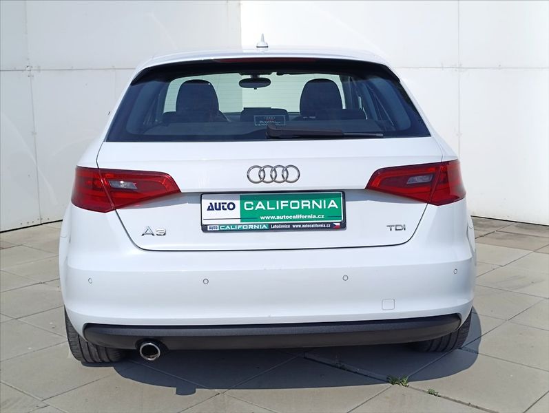 Audi A3 1,6 TDi Bi-xenon,Navi,Tempomat - fotka 8 z 34