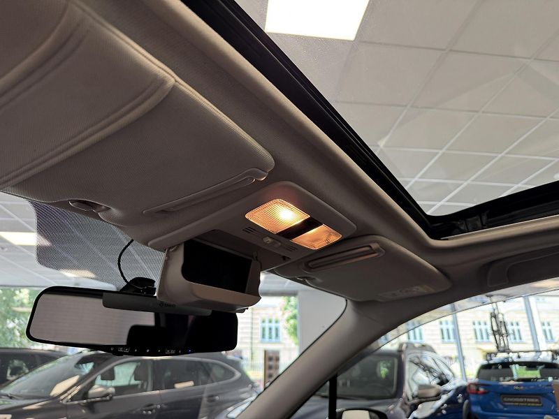 Subaru Forester 2.0D Comfort, 6MT, CZ, 1. maj. - fotka 36 z 47