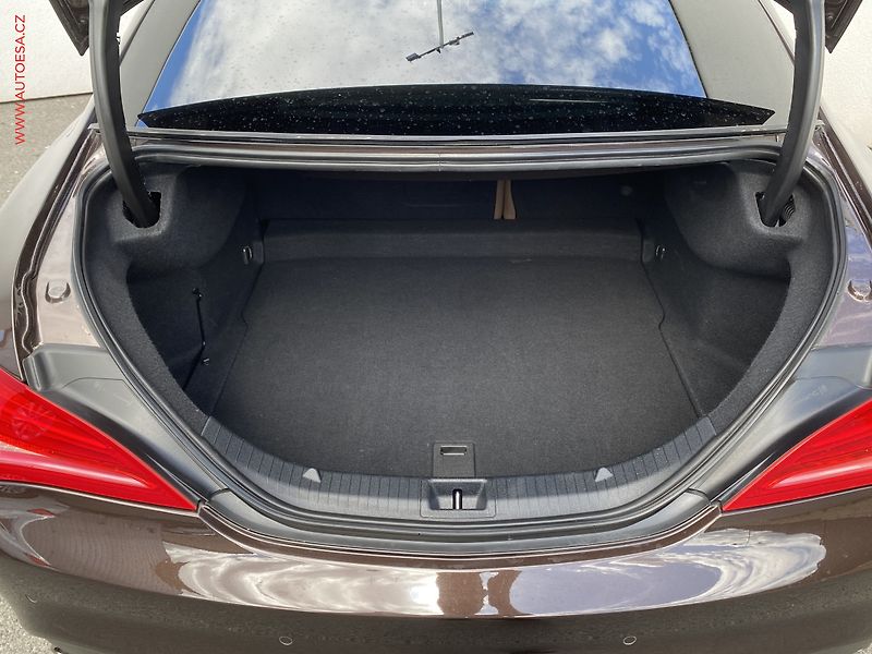Mercedes-Benz CLA (2015) 2.2 CDI, ČR, AT - fotka 7 z 17