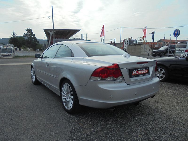 Volvo C70 (2007) 2.4 D5 - AUTOMAT - NAVI - KŮŽE - fotka 5 z 11